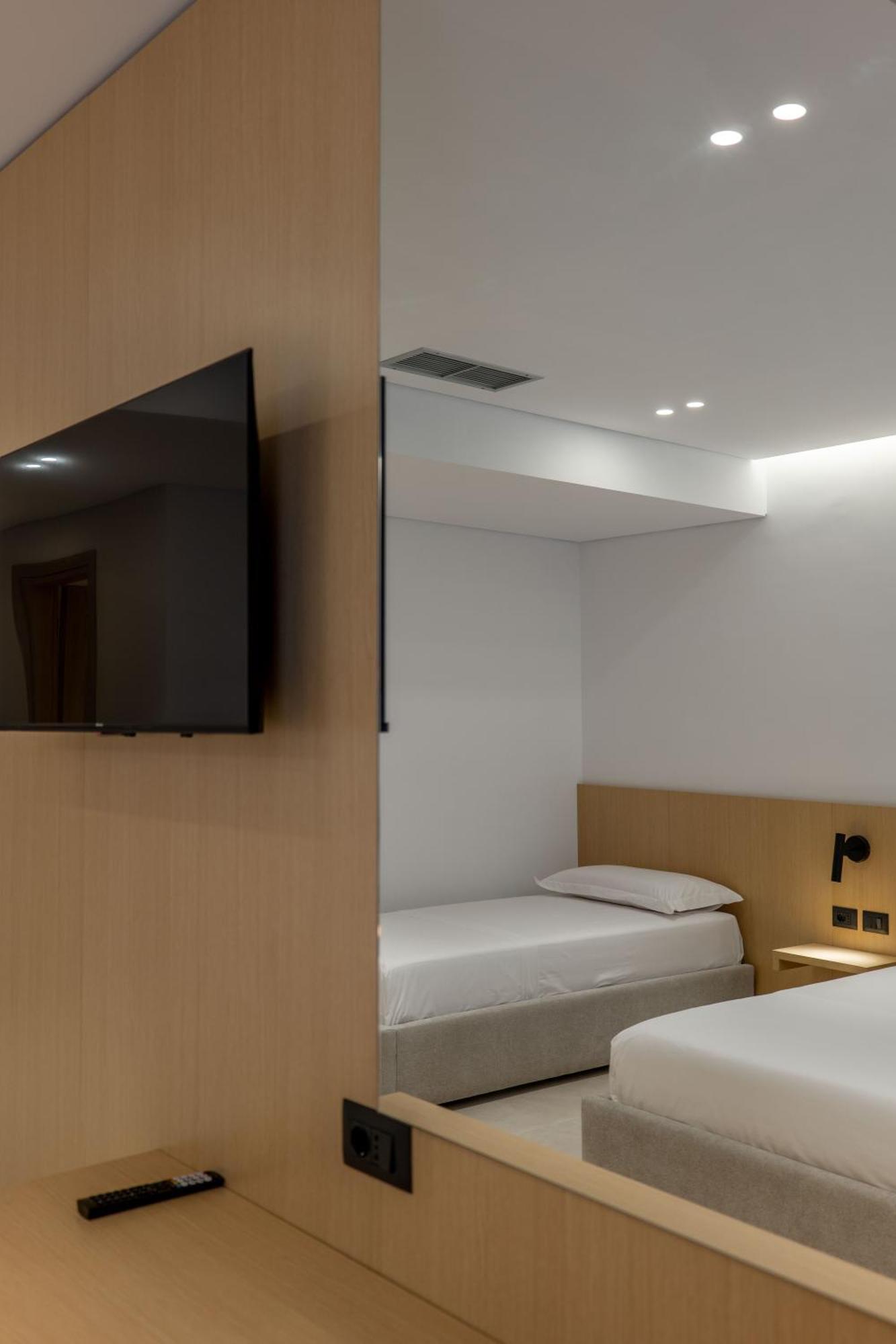 Austin Boutique Hotel Sarande Exterior photo