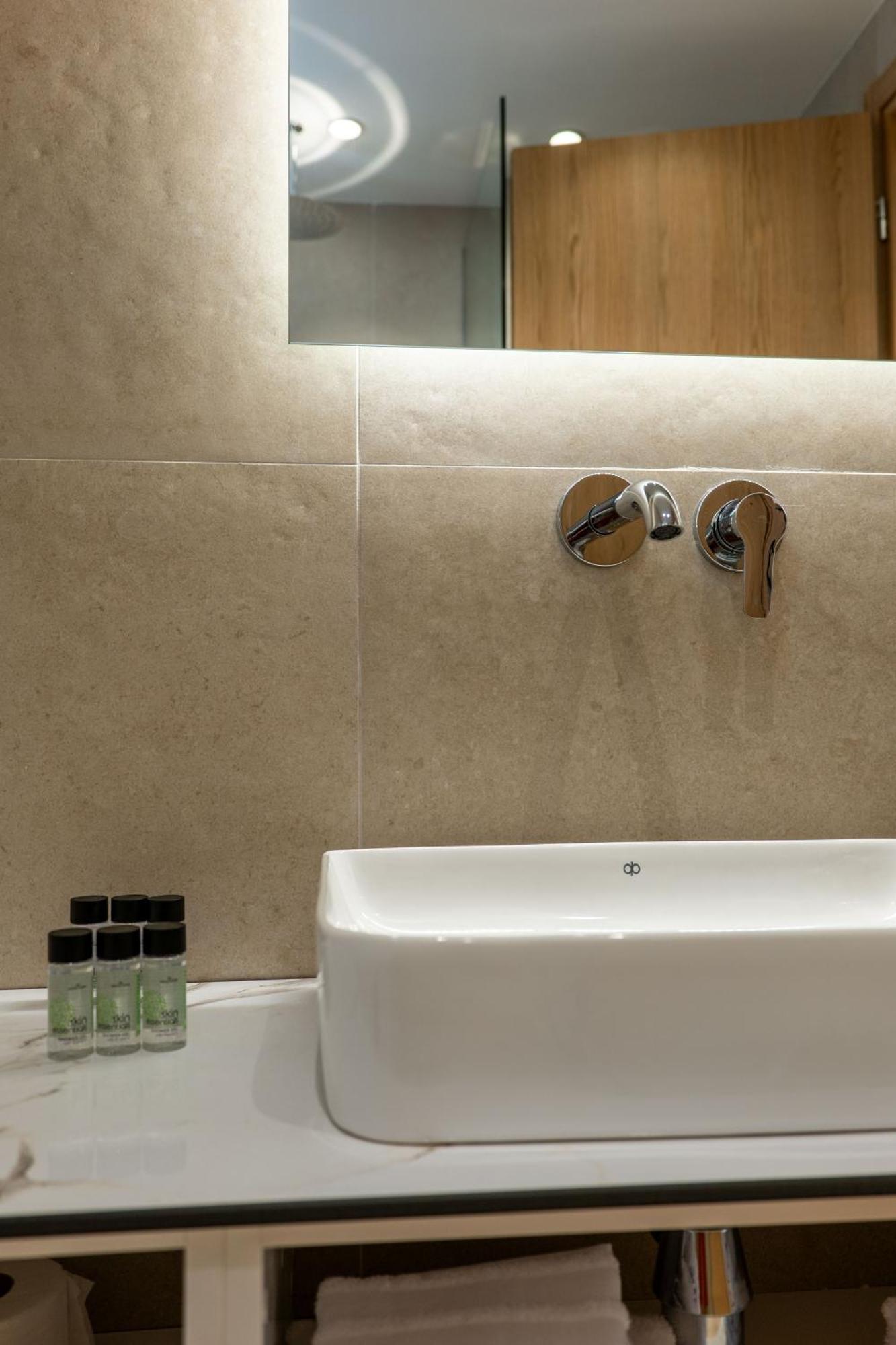 Austin Boutique Hotel Sarande Exterior photo