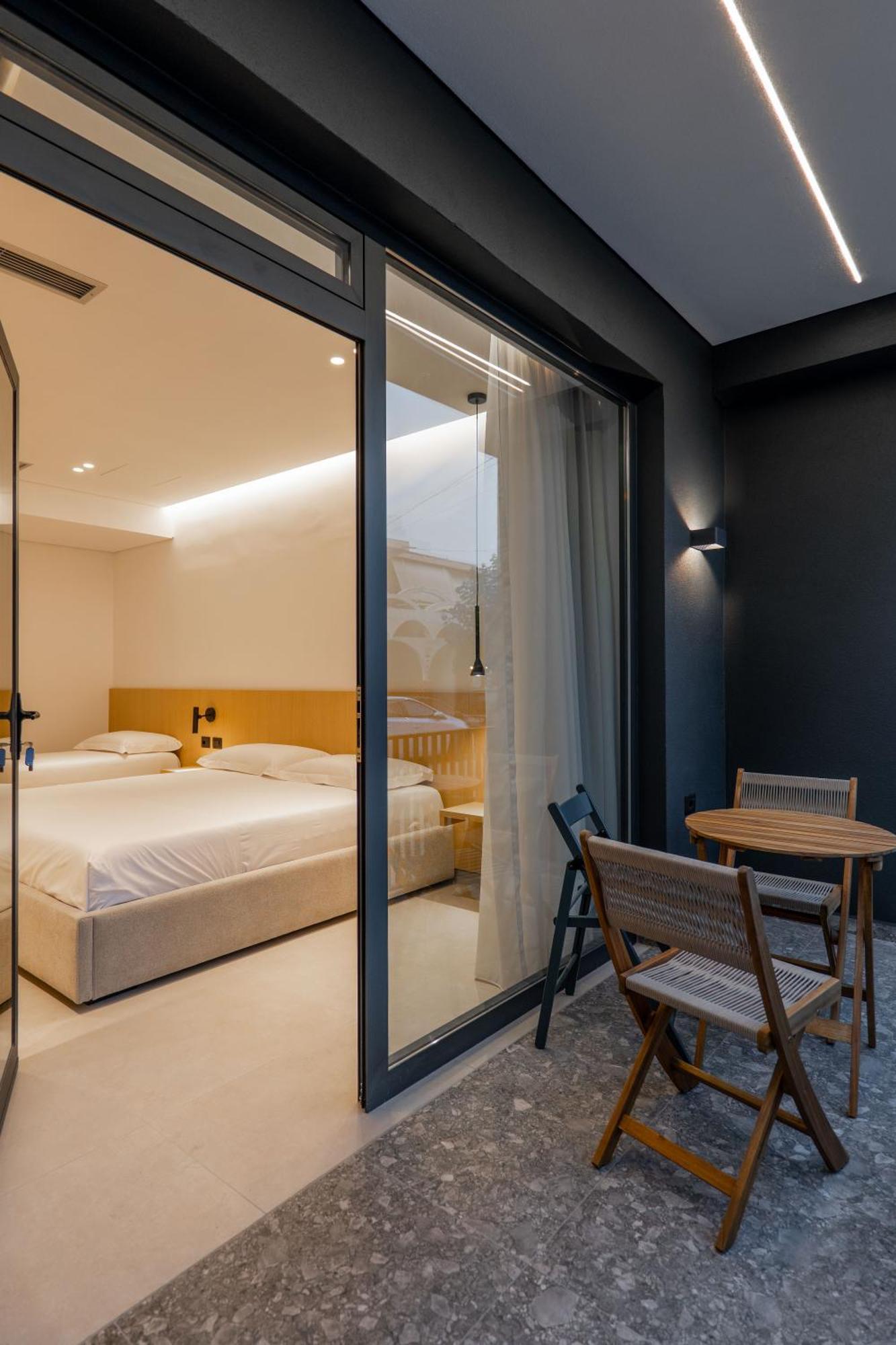 Austin Boutique Hotel Sarande Exterior photo