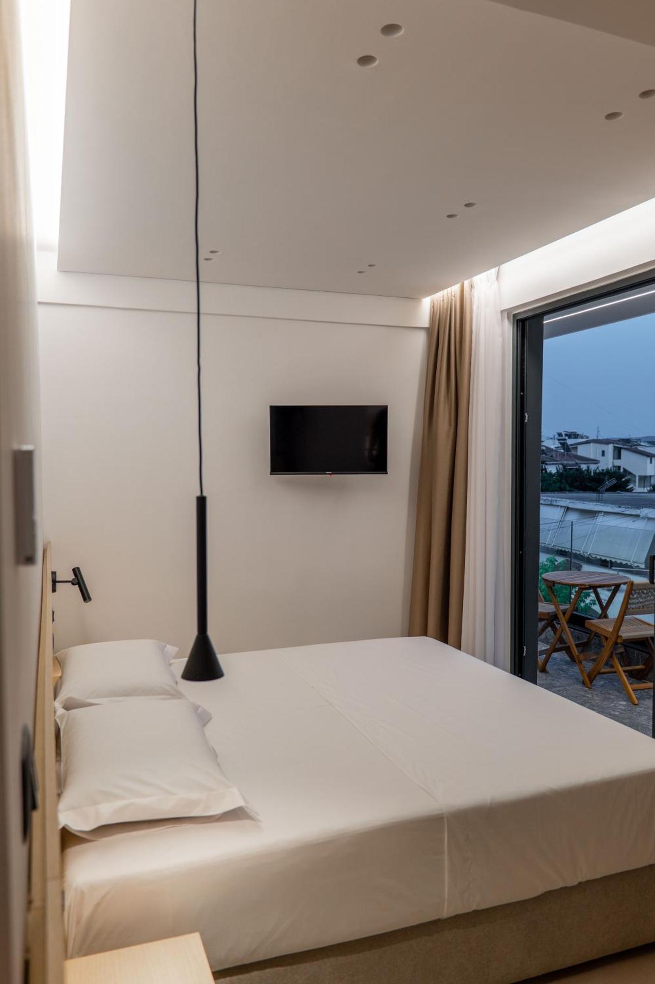 Austin Boutique Hotel Sarande Exterior photo