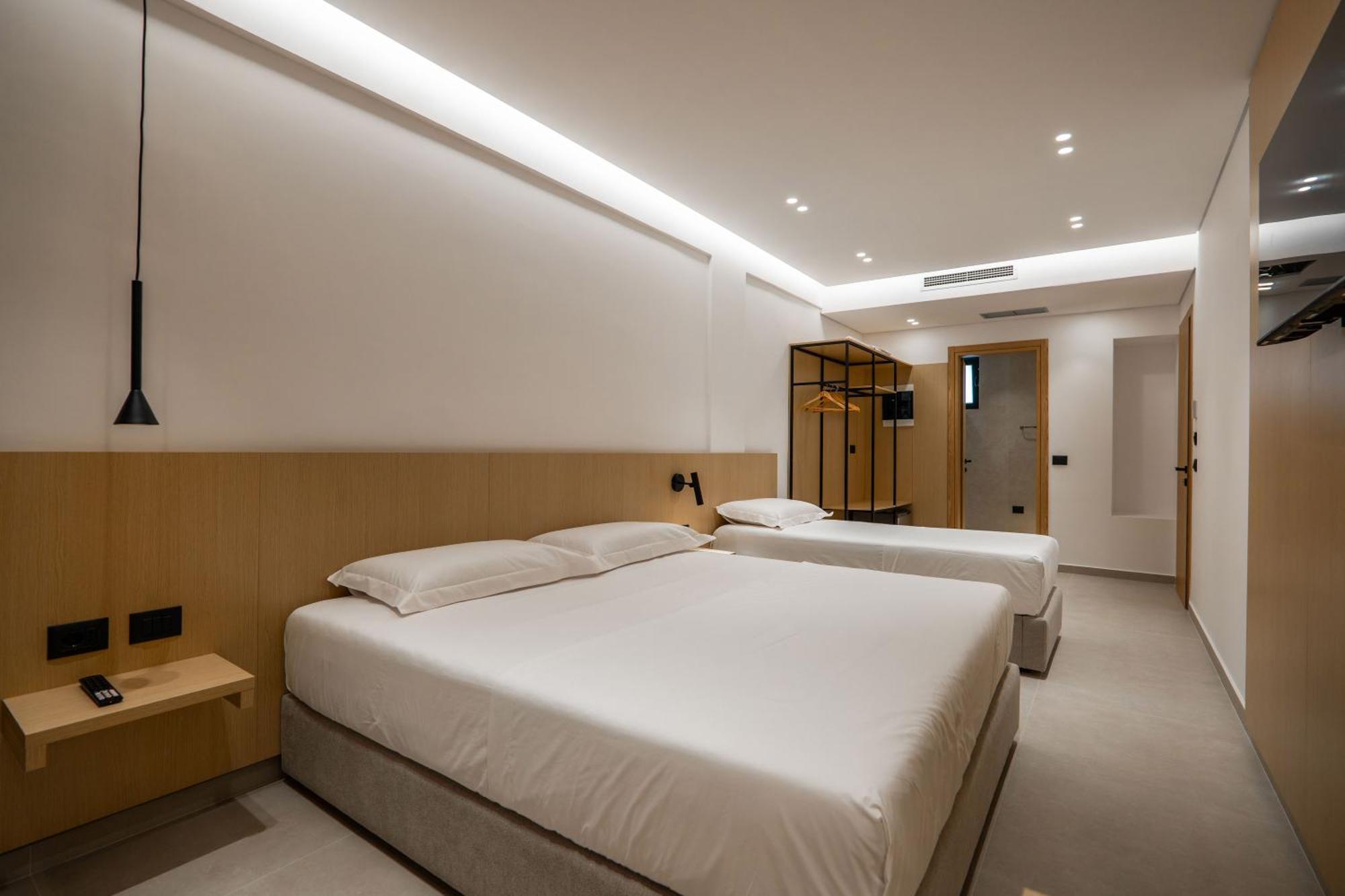 Austin Boutique Hotel Sarande Exterior photo