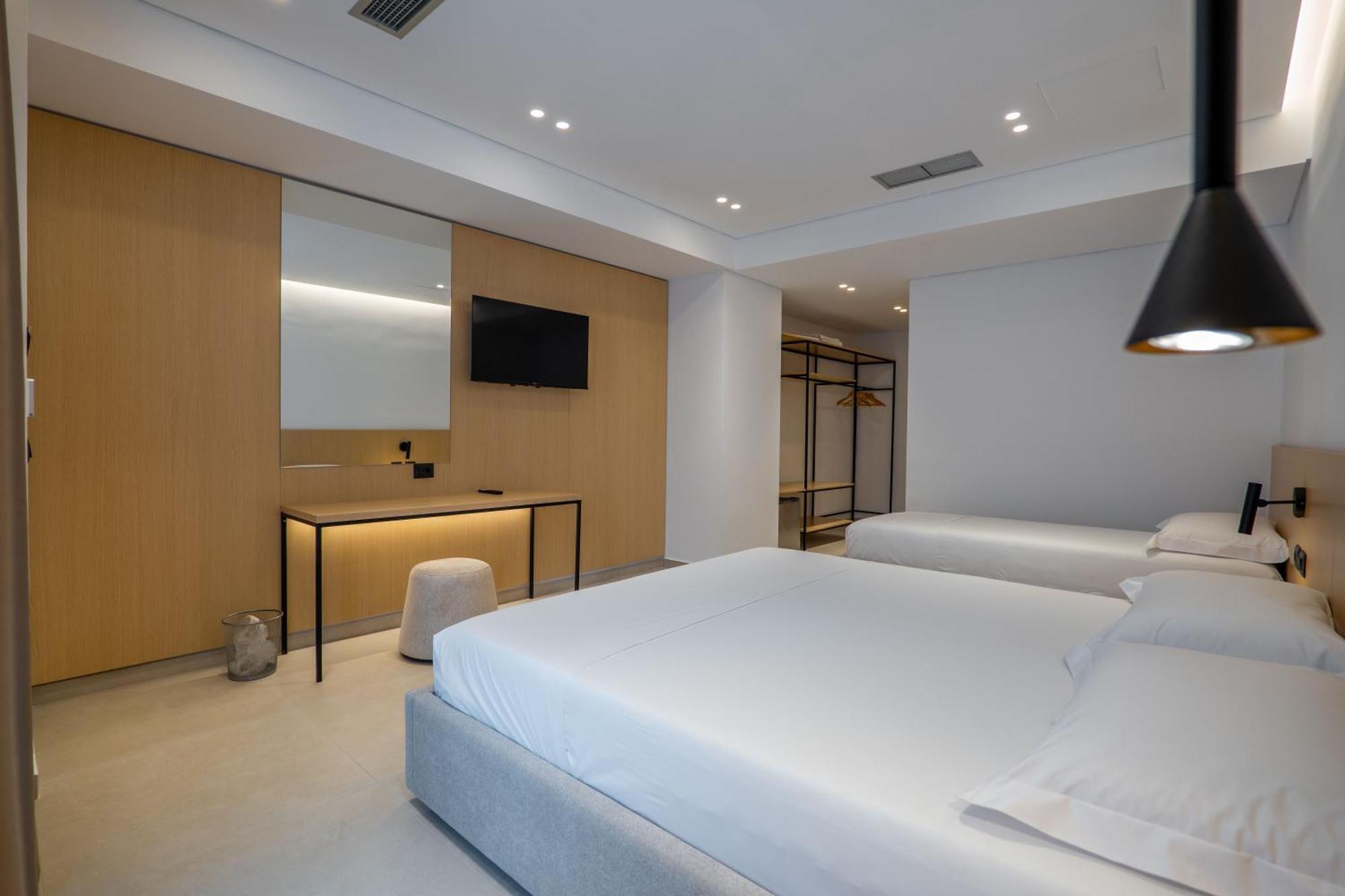 Austin Boutique Hotel Sarande Exterior photo